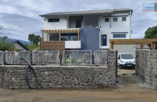 OFIM-immobilier-Location-Appartement-SALINE-LES-HAUTS-A-LOUER-OFIM-Appartement-de-type-4-de-80m2-sur-la-Saline-les-Hauts-1