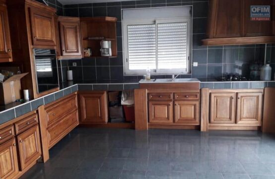 OFIM-immobilier-Location-Local-professionnel-POSSESSION-A-louer-bureau-sur-la-Possession-Zac-Balthazar-1