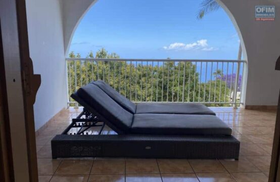 OFIM-immobilier-jardin-grande-spacieuses-Vente-Maison-Villa-SAINT-PAUL-A-saisir-villa-avec-magnifique-vue-sur-mer-au-centre-ville-de-Guillaume-1