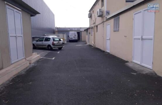 OFIM-immobilier-local-professionnel-location-proche-des-commerces-parking-Cambaie-Saint-Paul