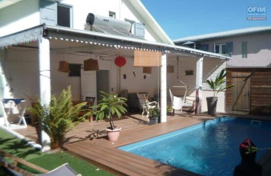 OFIM-immobilier-location-quartier-sécurisé-proche-des-commerces-vue-montagne-Saint-Gilles-les-hauts