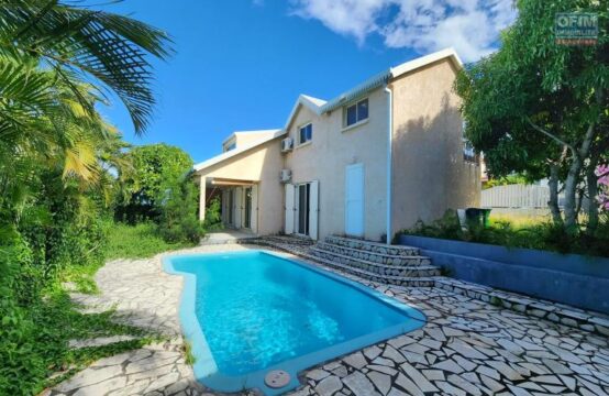 OFIM-immobilier-quartier-sécurisé-vue-mer-vue-montagne-proche-des-commerces-proche-des-écoles-la-plage-jardin-coin-bureau-beau-cadre-Saint-Leu