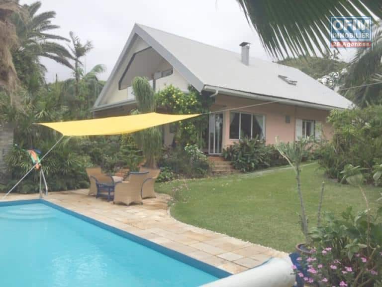 à-vendre-une-grande-villa-familiale-de-plus-de-160m2-située-dans-le-nord