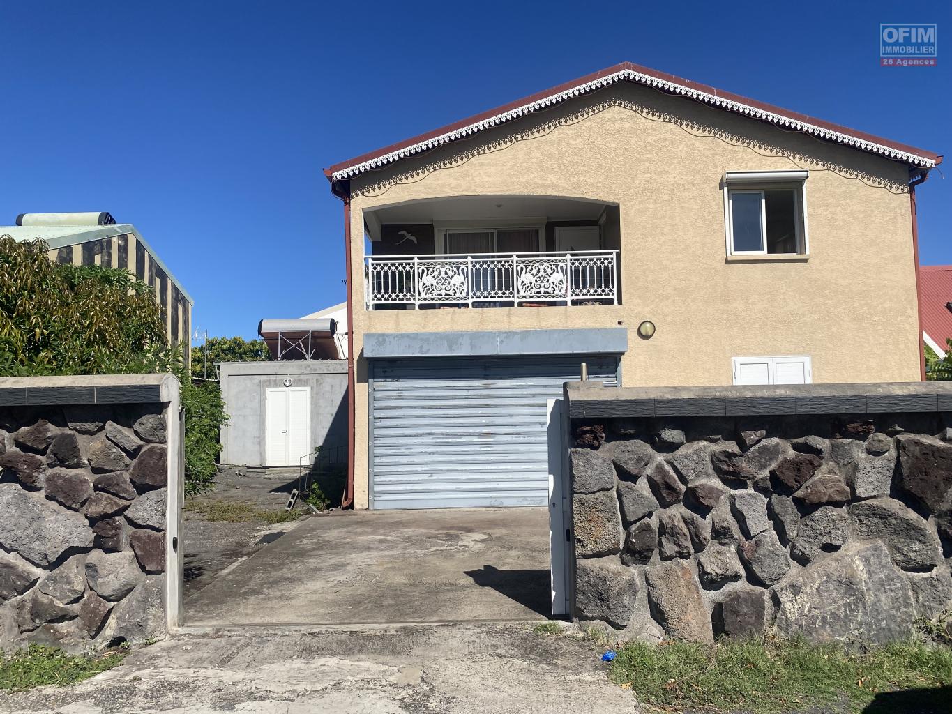 OFIM-immobilier-à-vendre-grande-maison-au-coeur-du-centre-ville-du-Port