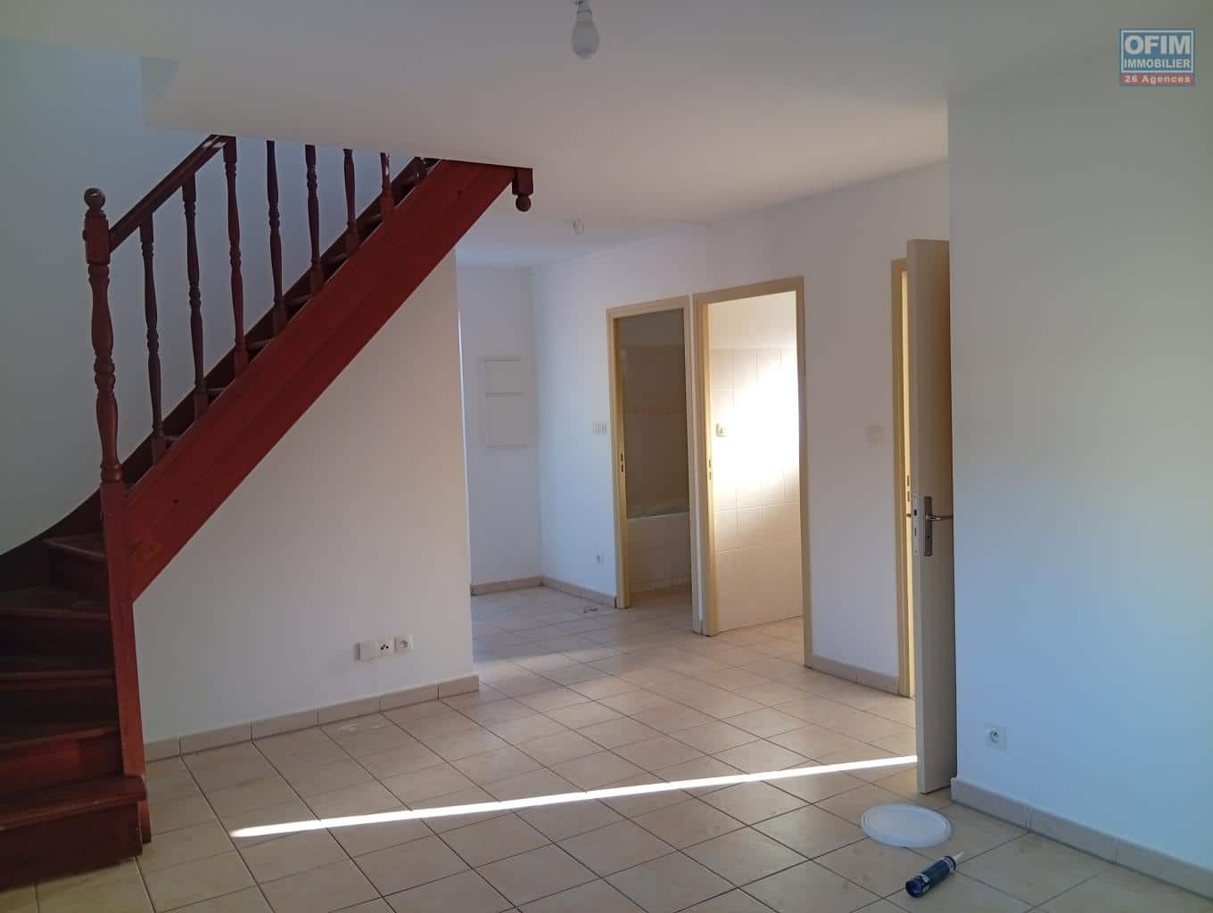 appartement-en-location-avec-grande-pièce-à-vivre