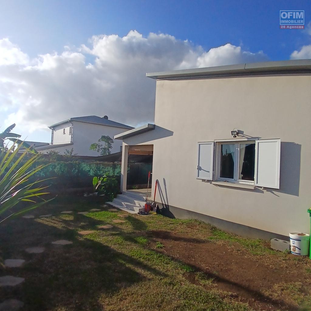 ofim-immobilier-reunion-a-louer-une-charmante-villa-de-type-f4-sur-la-saline-les-hauts