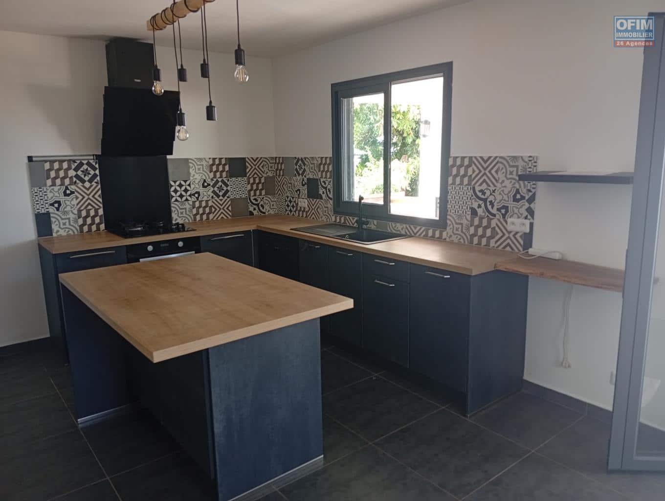 une-cuisine-équipée-ouverte