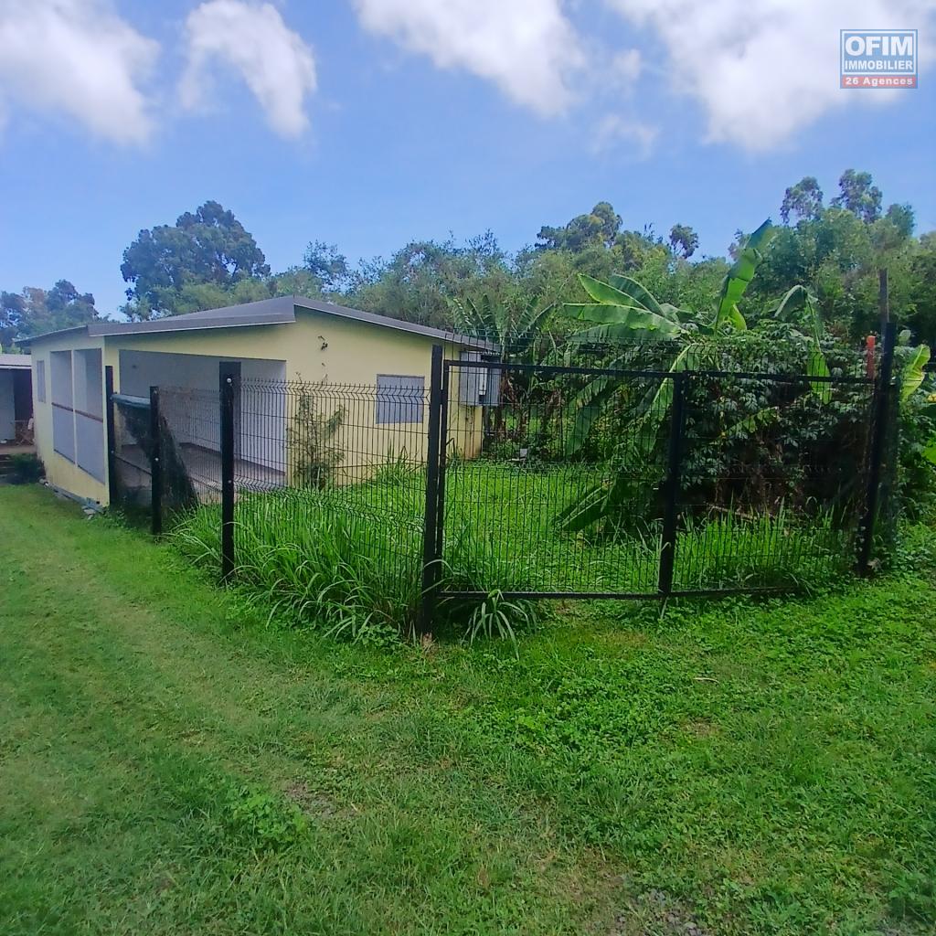 OFIM-immobilier-à-louer-maison-T2-sur-Villèle-Saint-Gilles-les-Hauts