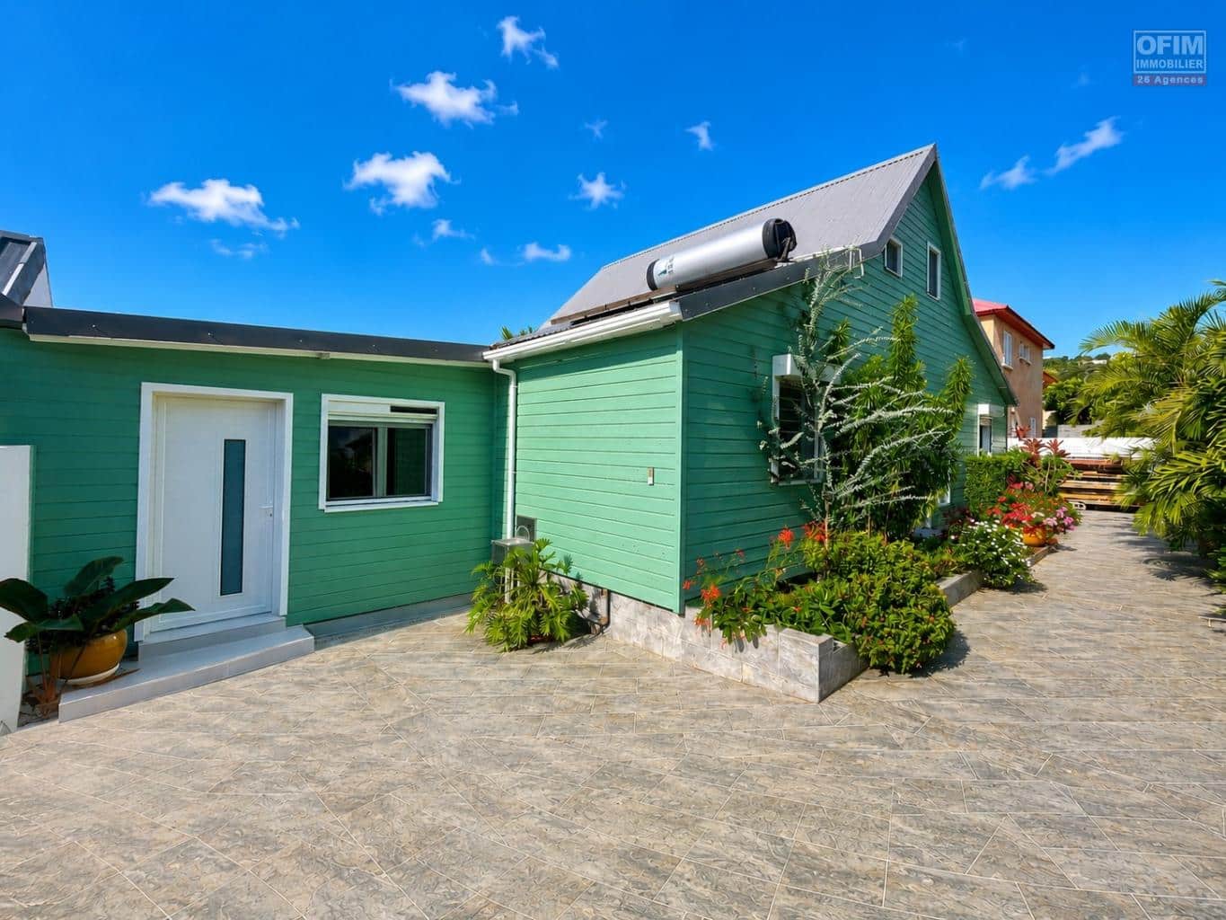 OFIM-immobilier-vente-maison-familiale-avec-studio-indépendant-à-plateau-caillou